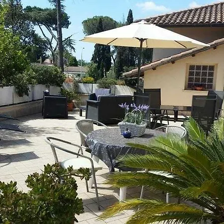 Volusia House Penzion