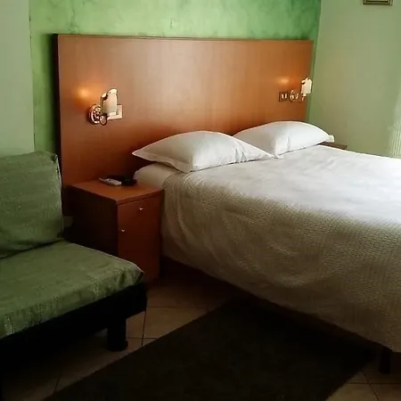 Volusia House روما